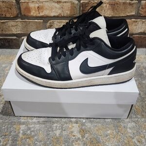 Jordan 1 Low Panda Black White